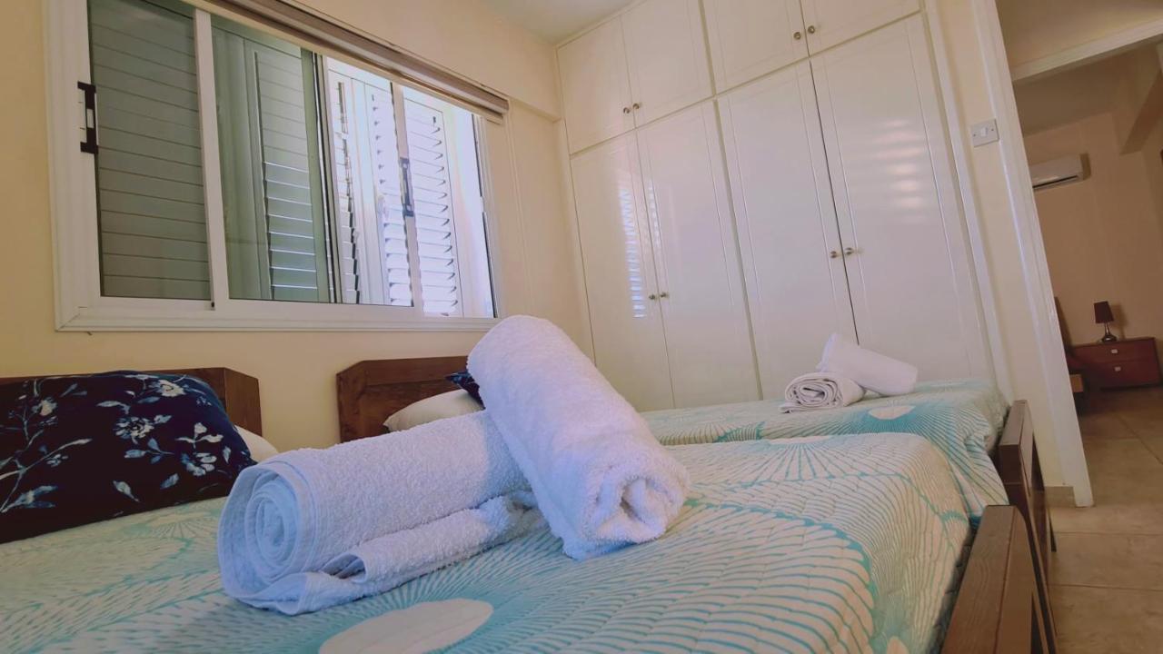 Stay Sunshine Apartment Paralimni Exterior foto