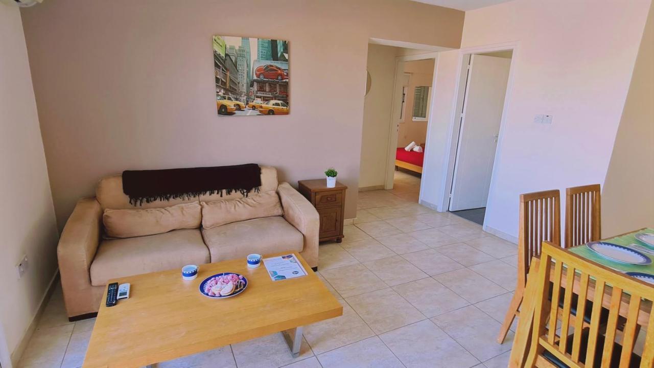 Stay Sunshine Apartment Paralimni Exterior foto