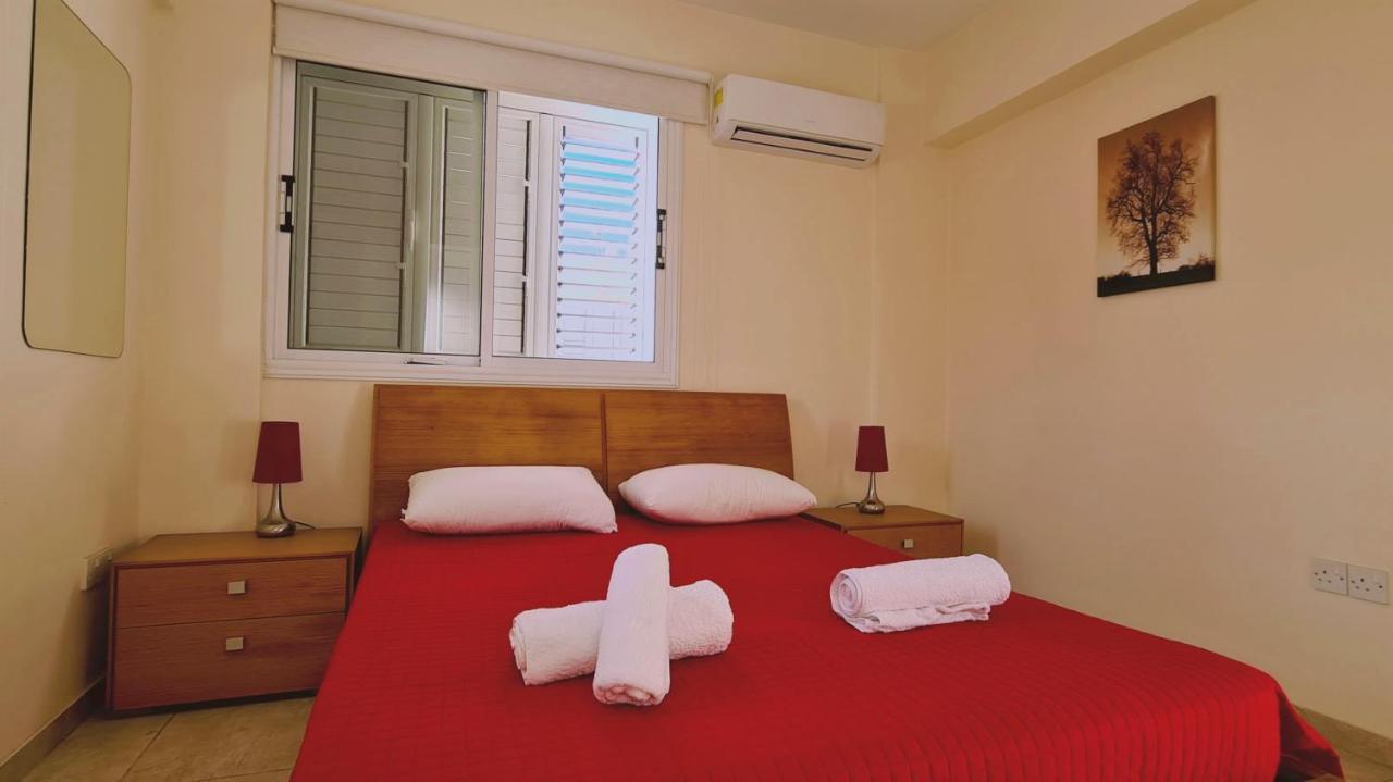 Stay Sunshine Apartment Paralimni Exterior foto