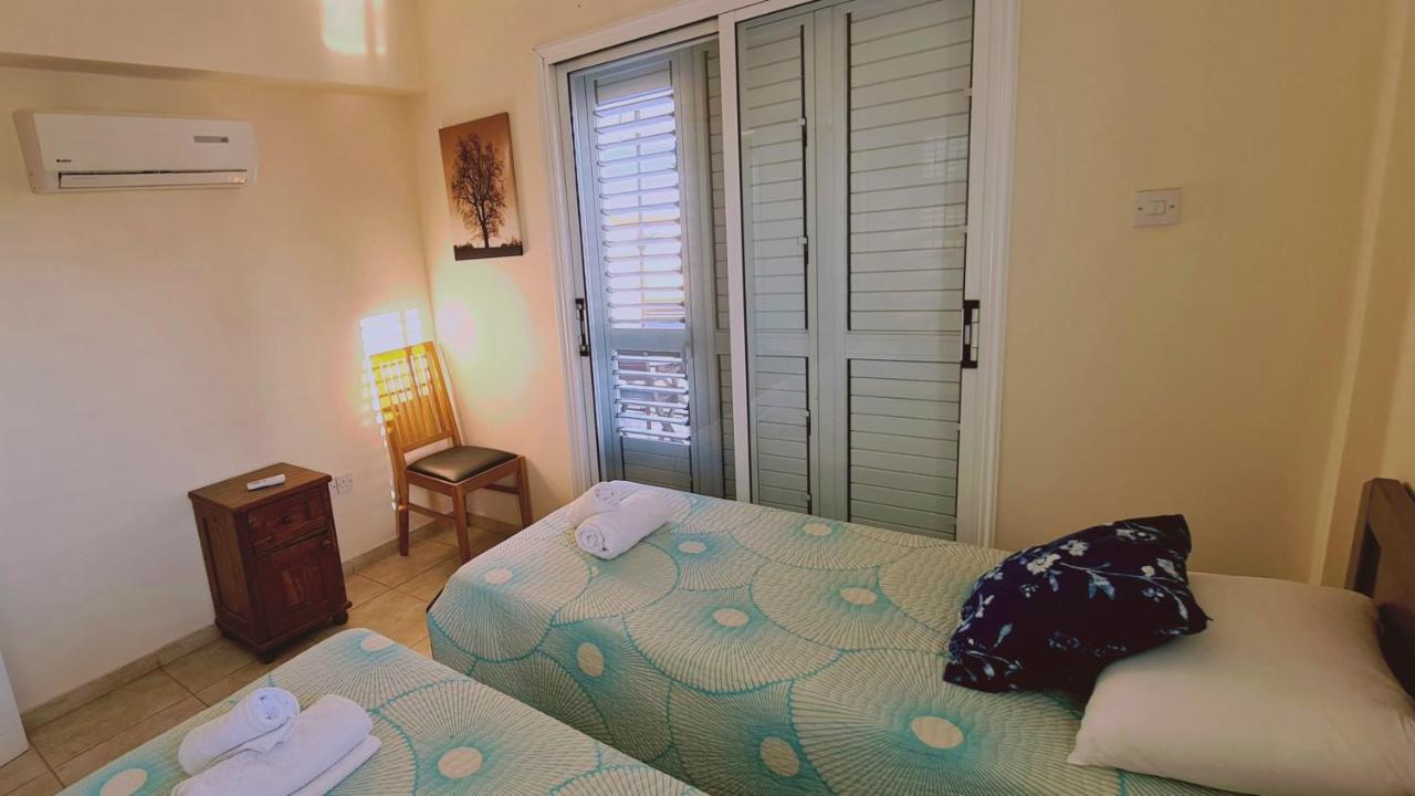 Stay Sunshine Apartment Paralimni Exterior foto