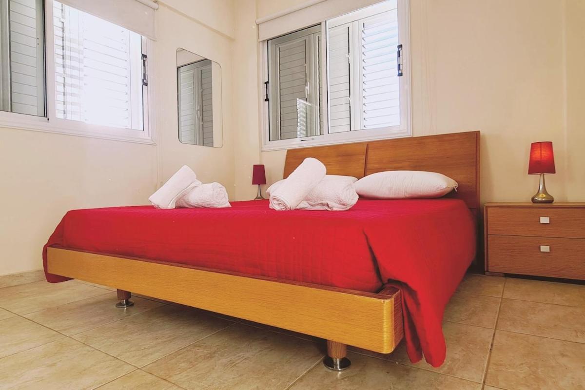 Stay Sunshine Apartment Paralimni Exterior foto